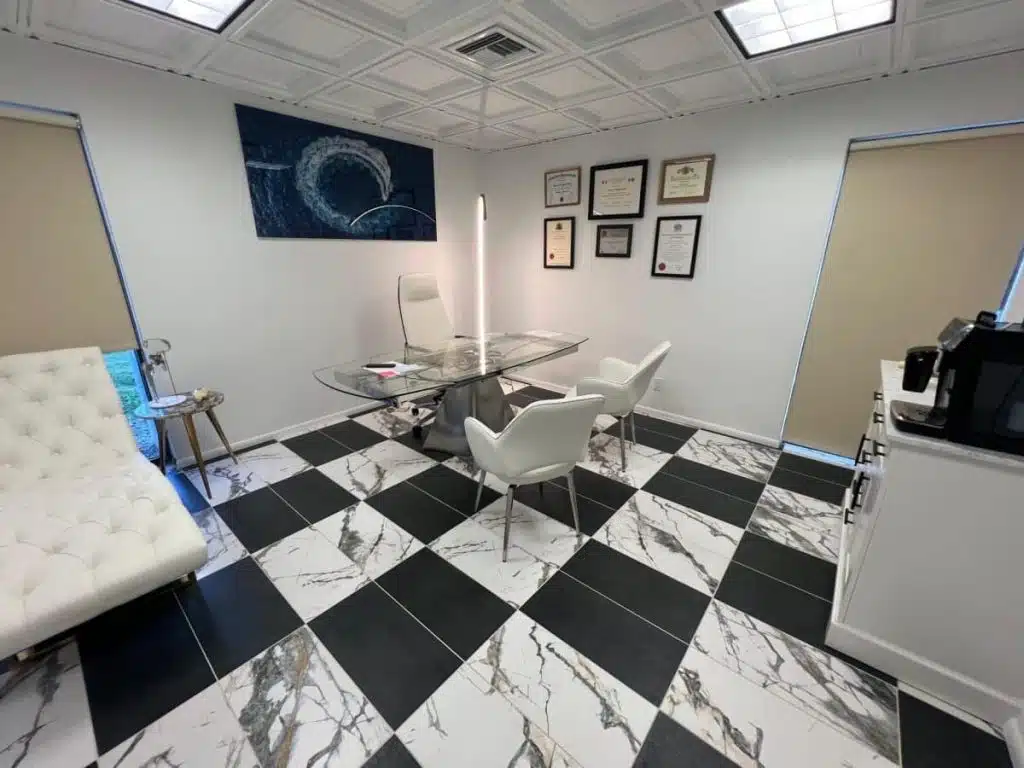 Dr. Alrashid as sports medicine physician office in sebring florida