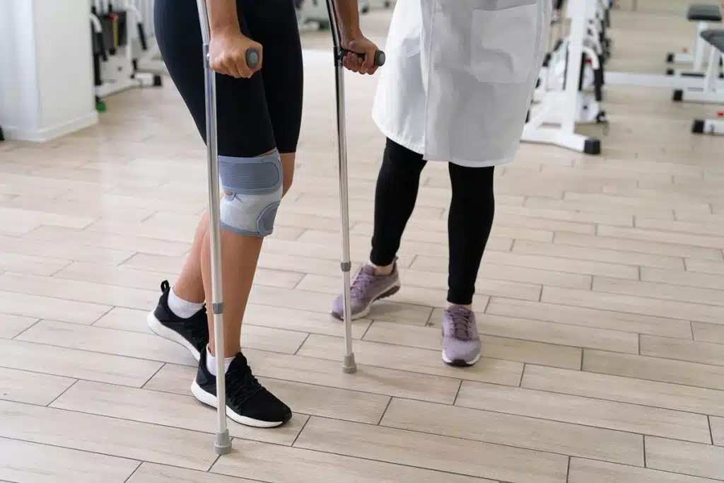 man-walking-after-recovery-from-non-surgical-treatment-in-jupiter-florida