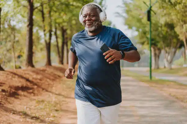 old man run again after regenerative orthopedics treatment in palm beach fl